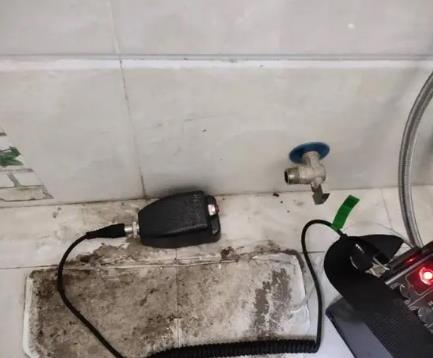 上饶市屋顶漏水维修公司分享下卫生间漏水的危害及解决方法